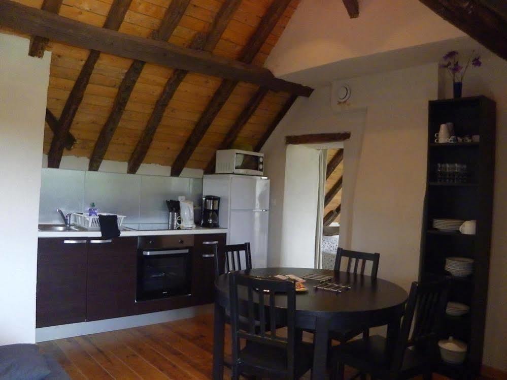 Domaine Du Moulin De Champie - Versailles - Gites & Suites Feucherolles Dış mekan fotoğraf