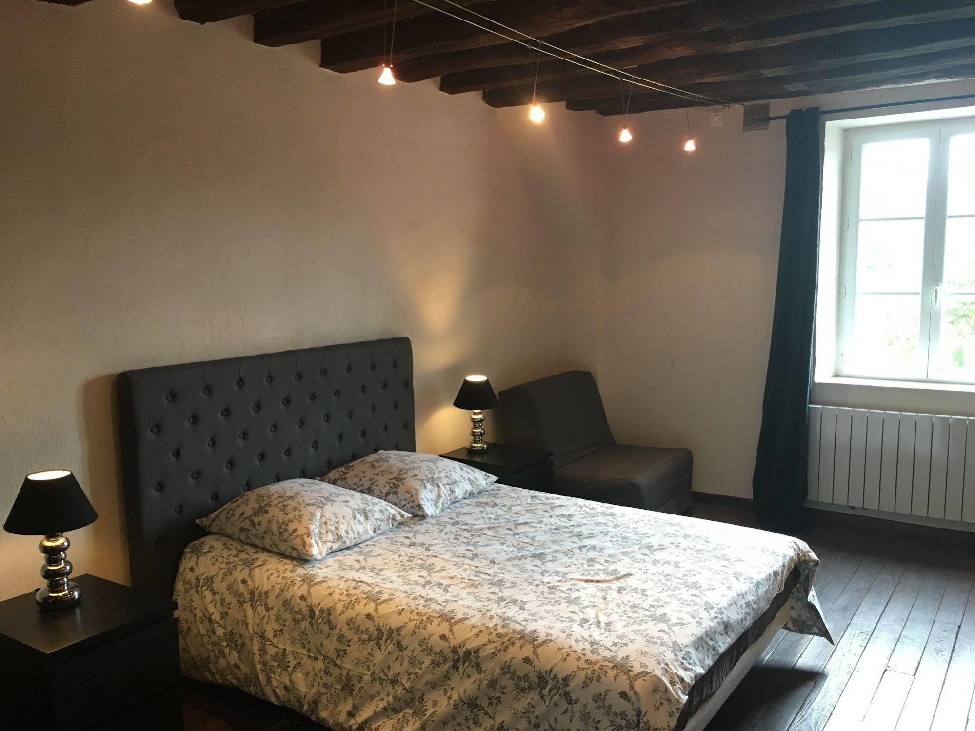 Domaine Du Moulin De Champie - Versailles - Gites & Suites Feucherolles Dış mekan fotoğraf
