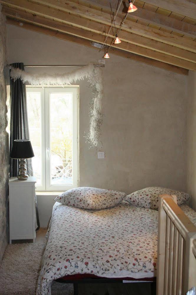 Domaine Du Moulin De Champie - Versailles - Gites & Suites Feucherolles Dış mekan fotoğraf